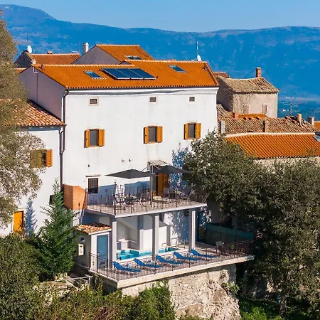 Mediterranes Mit Panoramablick, Pool, Privatparkplatz, Grill *