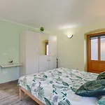 Mediterranes Mit Panoramablick, Pool, Privatparkplatz, Grill *