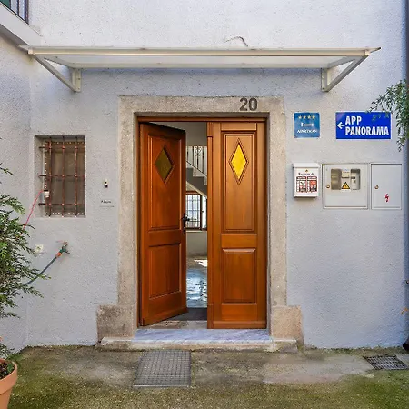Mediterranes Mit Panoramablick, Pool, Privatparkplatz, Grill Apartament